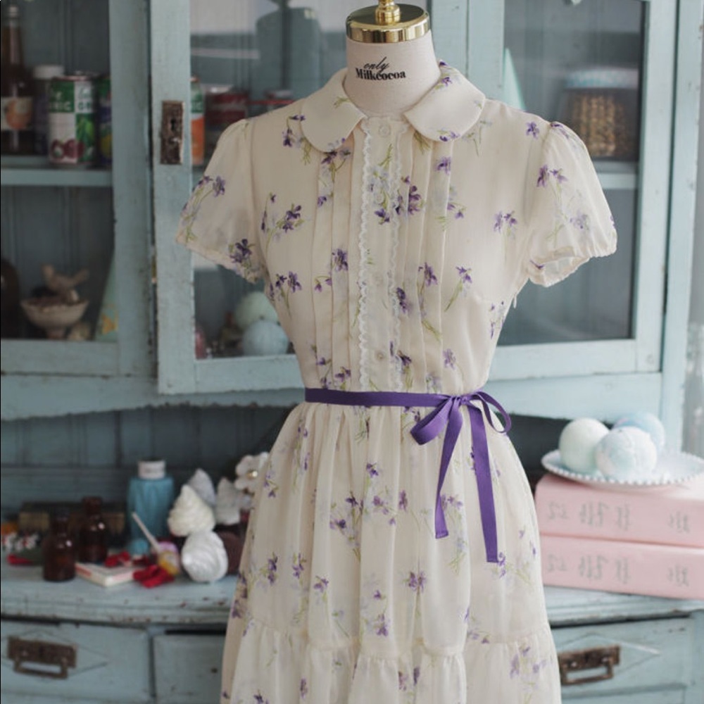 Kawaii Peter Pan Collar Floral Dress - Picture 2 of 8